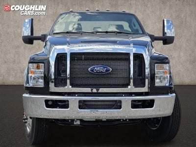 2025 Ford Super Duty F-750 Base