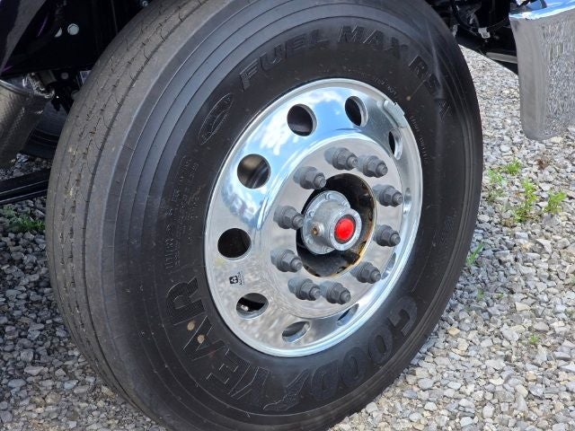 2025 Ford Super Duty F-750 Base