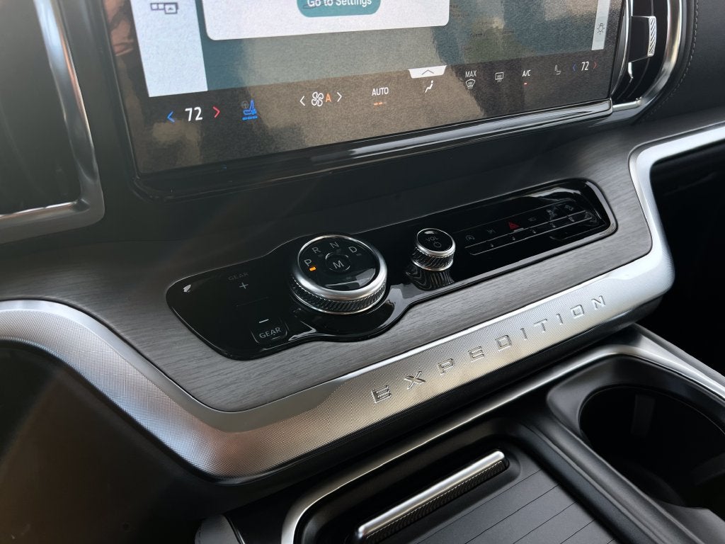 2027 Ford Expedition Max Platinum