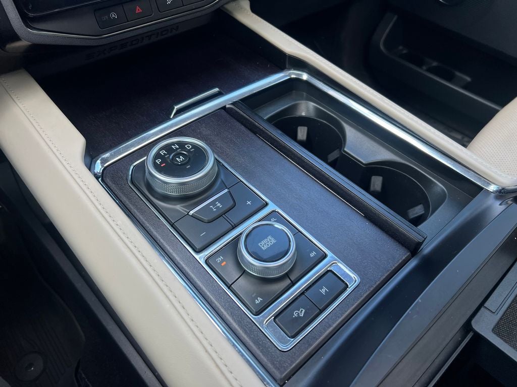 2022 Ford Expedition Max Platinum