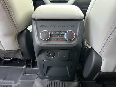 2027 Ford Explorer Platinum