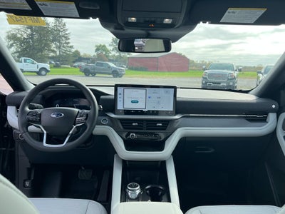 2027 Ford Explorer Platinum