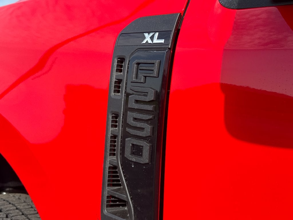 2027 Ford F-250SD XL