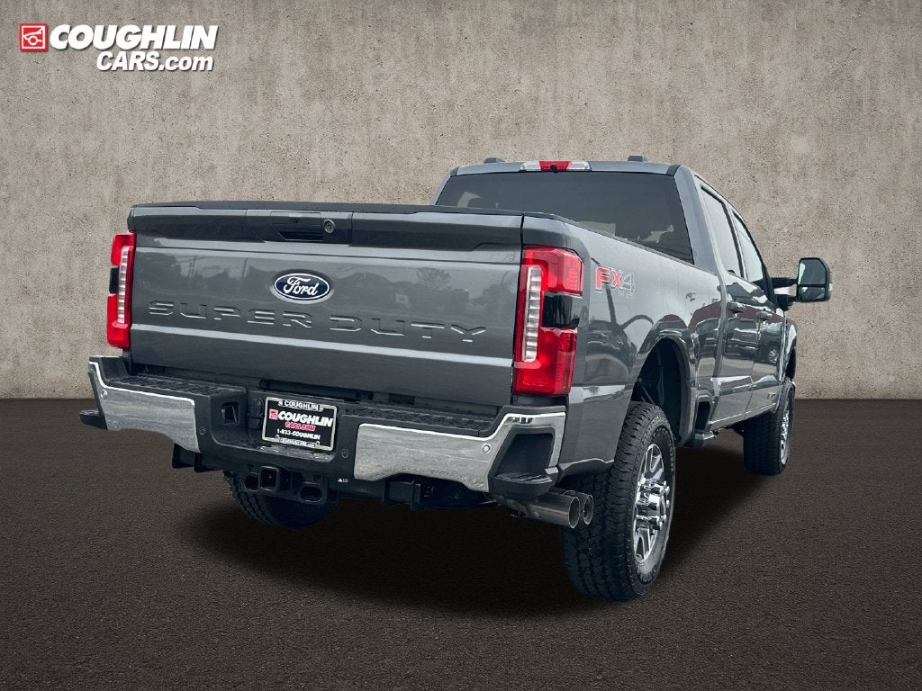 2027 Ford F-350SD Lariat