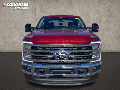 2027 Ford F-350SD Lariat