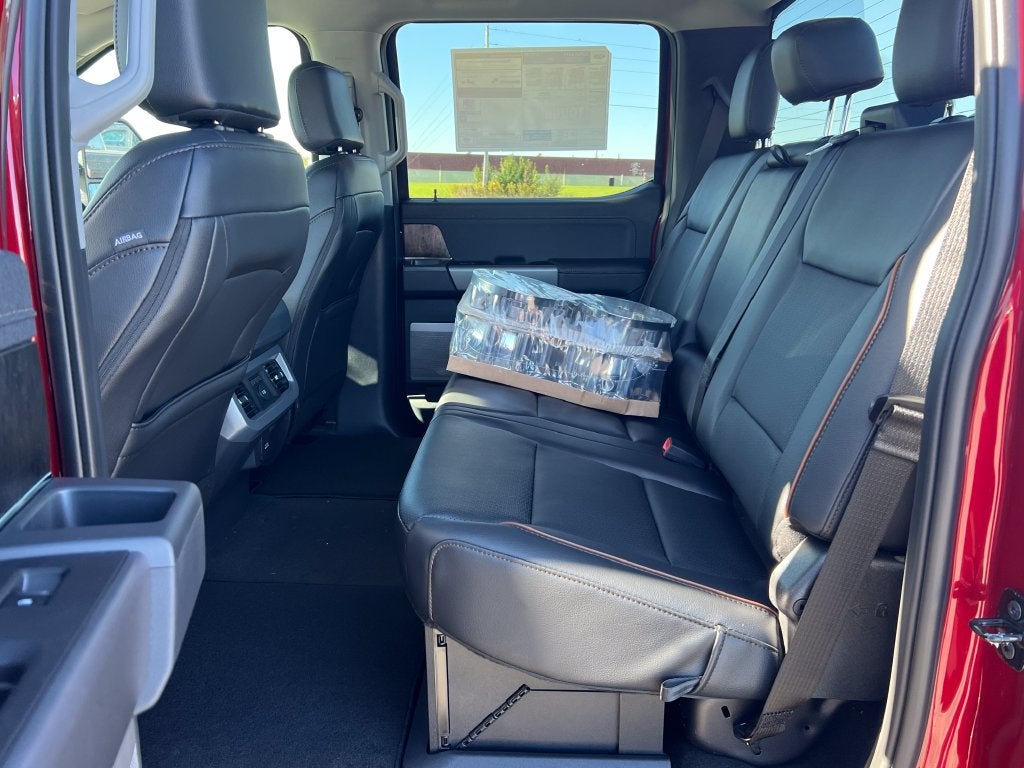 2027 Ford F-350SD Lariat