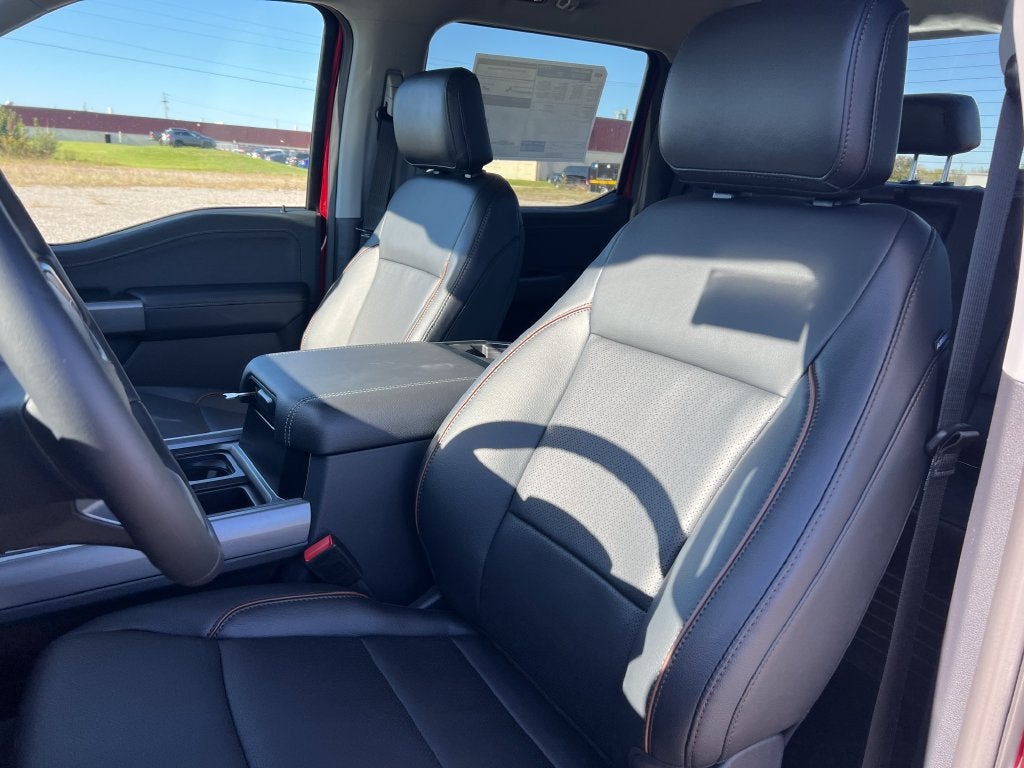 2027 Ford F-350SD Lariat