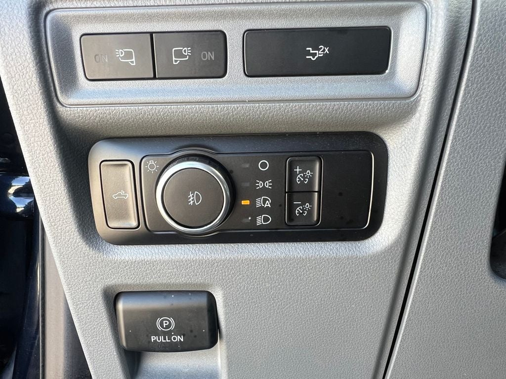 2023 Ford F-150 Base