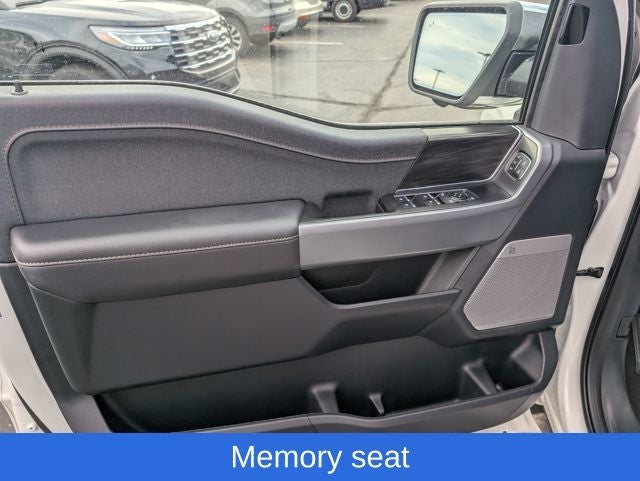 2025 Ford F-150 Lariat 4X4