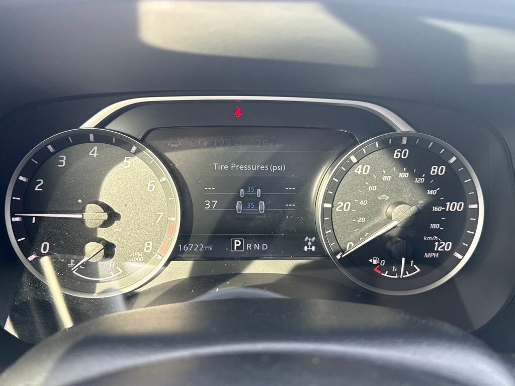 2024 Nissan Frontier SV