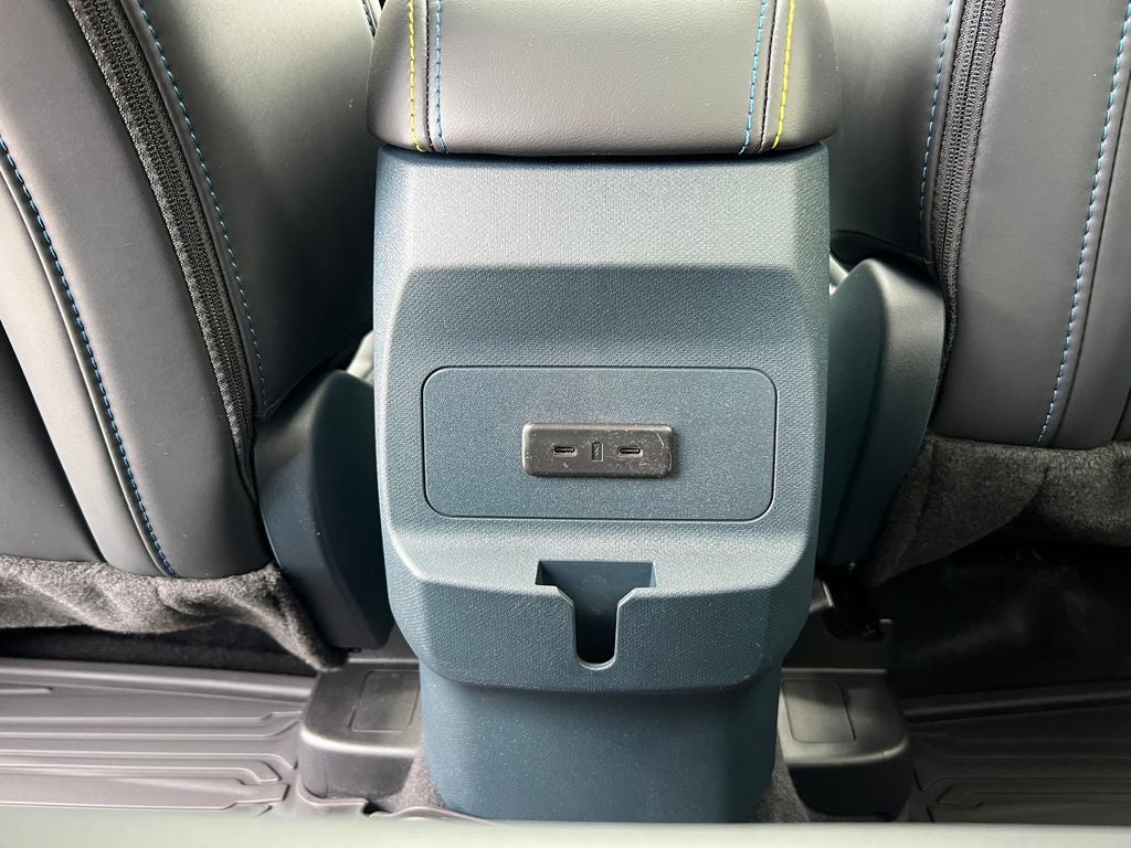 2026 Ford Maverick Lobo Standard