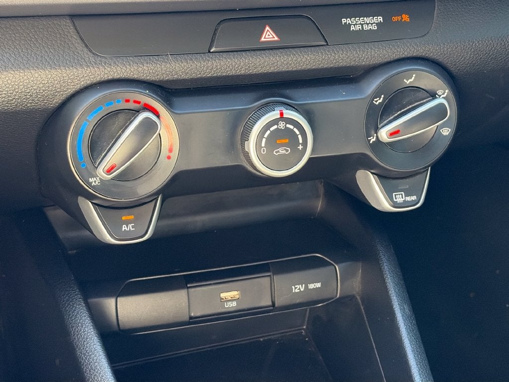2022 Kia Rio LX