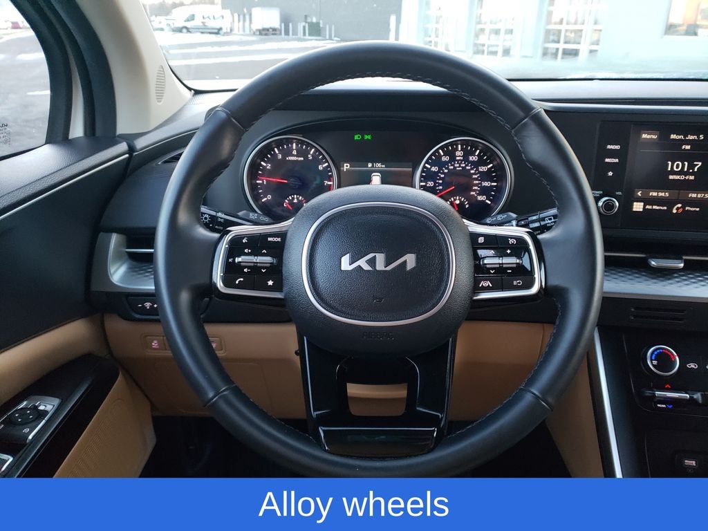 2024 Kia Carnival LX