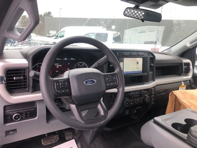 2024 Ford F-600SD XL