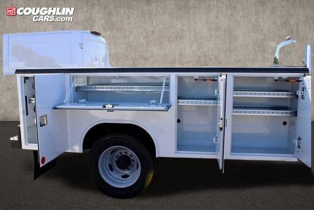 2024 Ford F-600SD XL