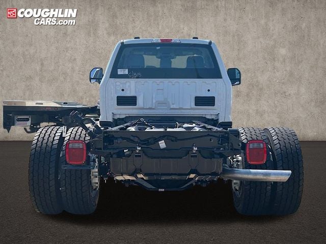 2025 Ford F-600SD XL