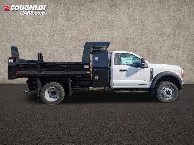 2025 Ford F-600SD XL