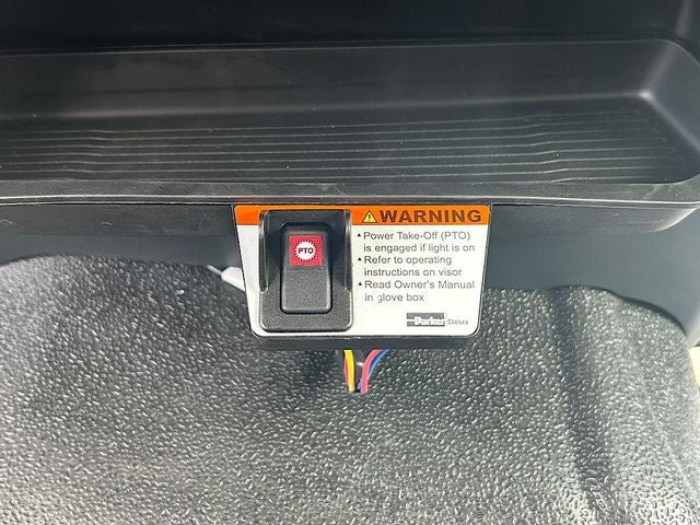 2025 Ford F-600SD XL