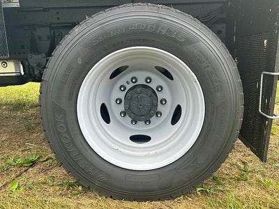 2025 Ford F-600SD XL