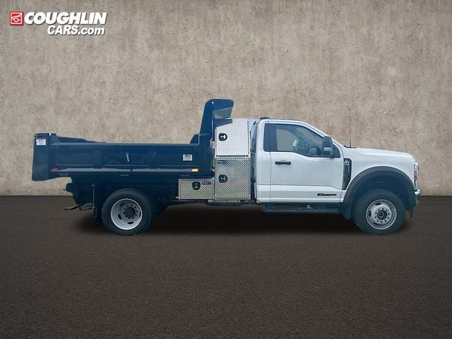 2025 Ford F-600SD XL