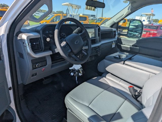 2026 Ford F-600SD XL