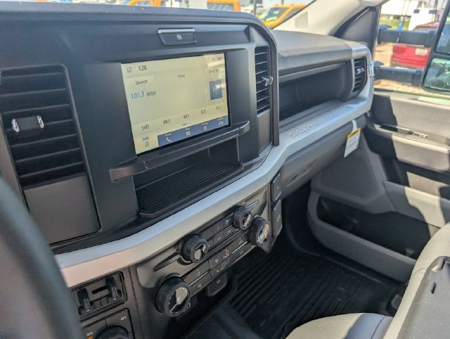 2026 Ford F-600SD XL