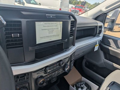 2026 Ford F-600SD XL