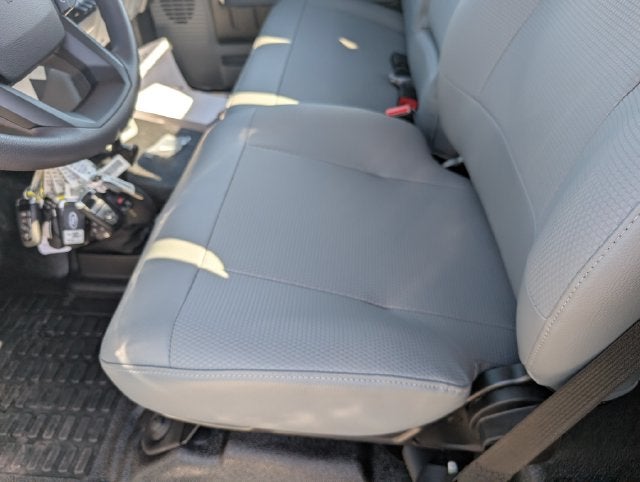 2027 Ford F-750SD Base