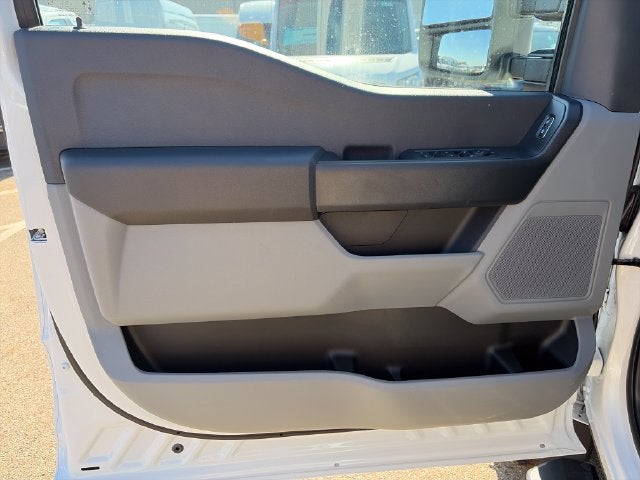 2027 Ford F-550SD XL DRW