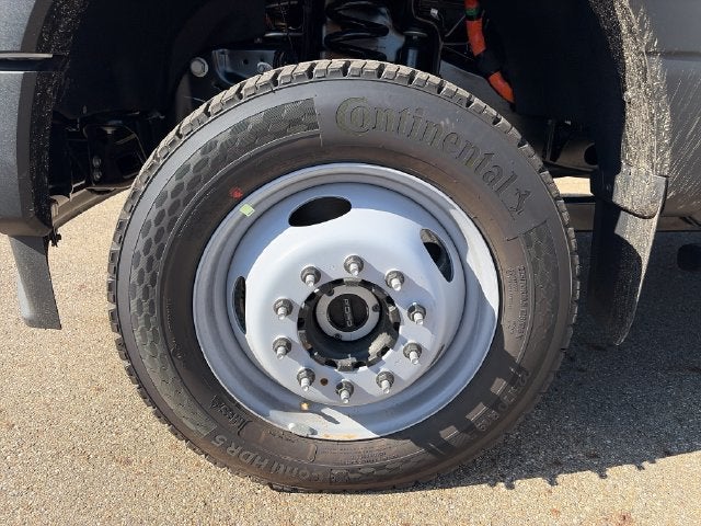 2027 Ford F-550SD XL DRW