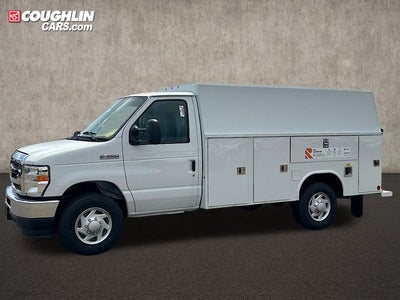 2026 Ford E-350SD Base Cutaway