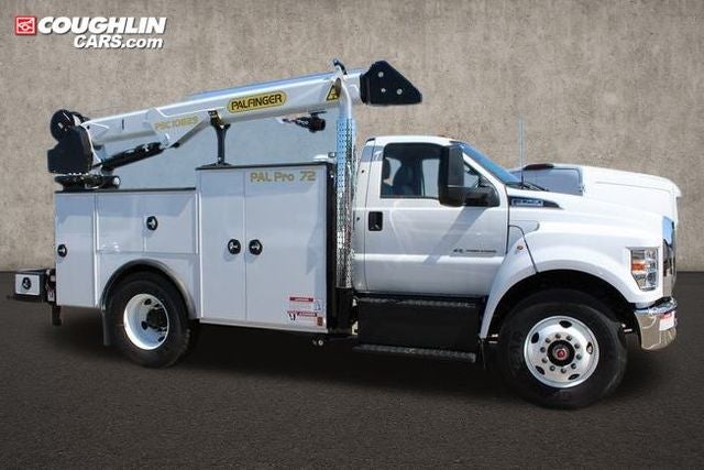 2024 Ford F-750SD Base