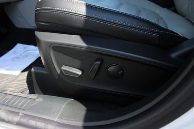 2024 Ford Escape Plug-In Hybrid Base