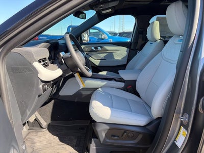 2027 Ford Explorer Platinum