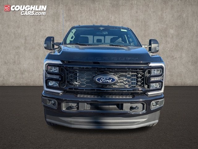 2027 Ford F-350SD Lariat