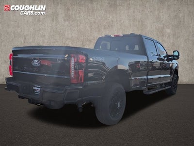2027 Ford F-350SD Lariat