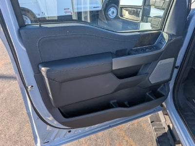 2027 Ford F-350SD Lariat