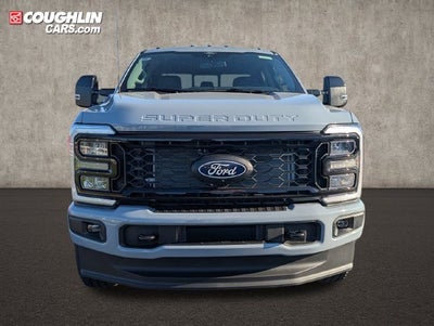 2027 Ford F-350SD Lariat