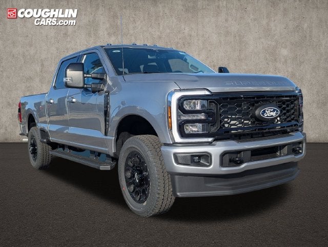 2027 Ford F-350SD Lariat