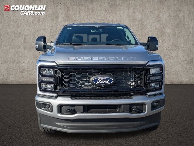 2027 Ford F-350SD Lariat