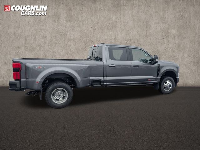 2026 Ford F-350SD Platinum DRW