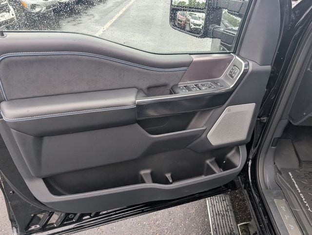 2026 Ford F-350SD Platinum DRW