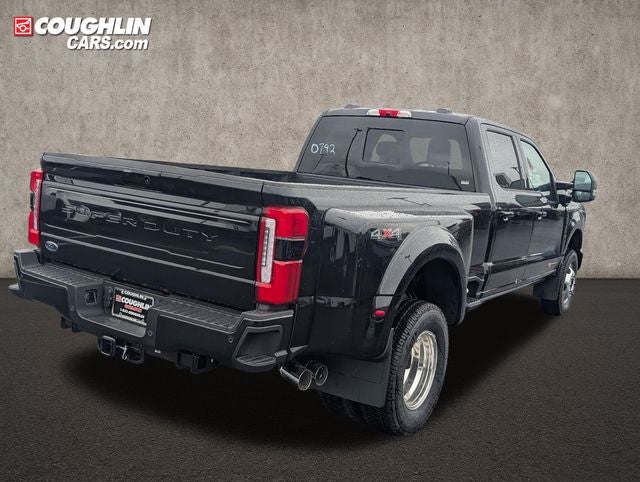 2026 Ford F-350SD Platinum DRW