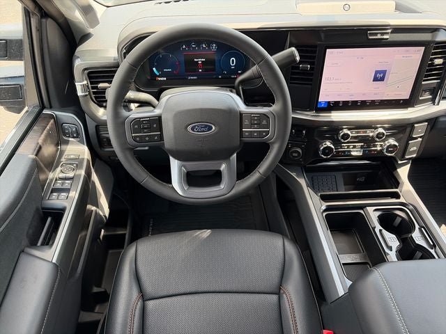 2026 Ford F-350SD Lariat DRW