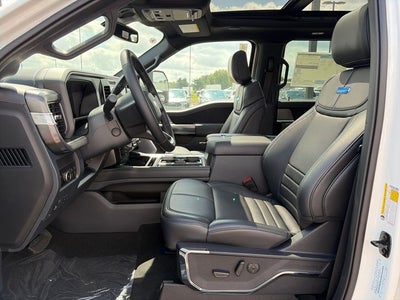 2026 Ford F-350SD Platinum DRW