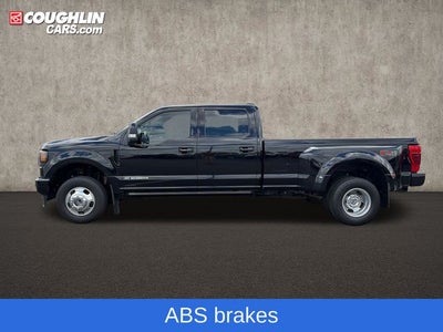 2022 Ford F-350SD Lariat DRW