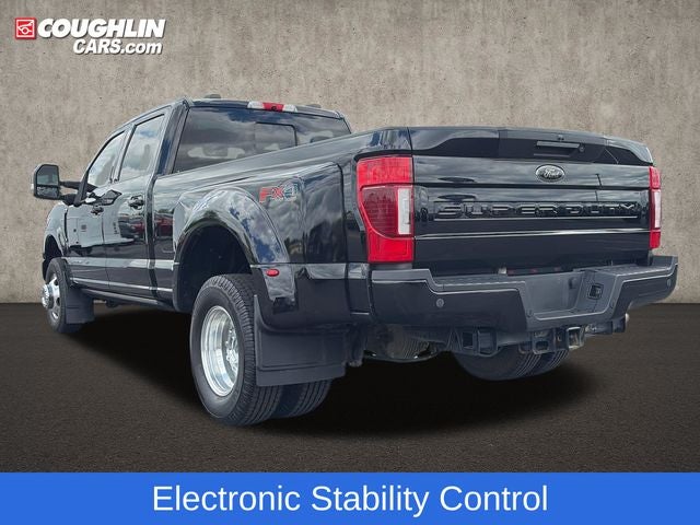 2022 Ford F-350SD Lariat DRW