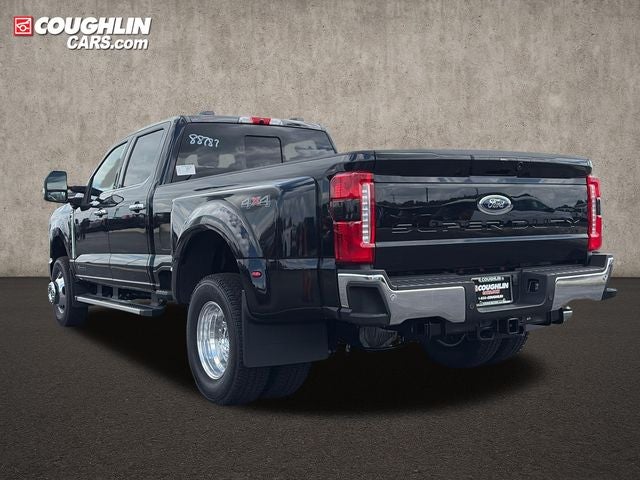 2026 Ford F-350SD Lariat DRW