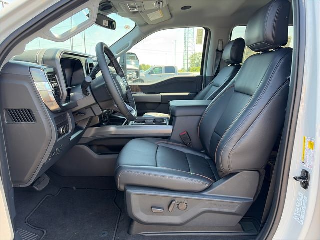 2026 Ford F-450SD Lariat DRW