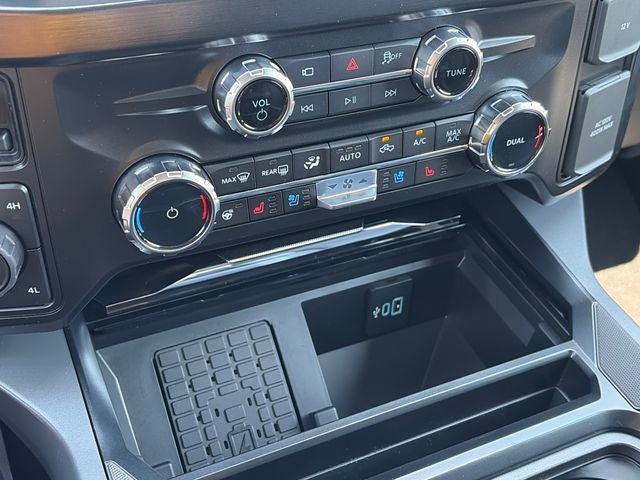 2026 Ford F-450SD Lariat DRW